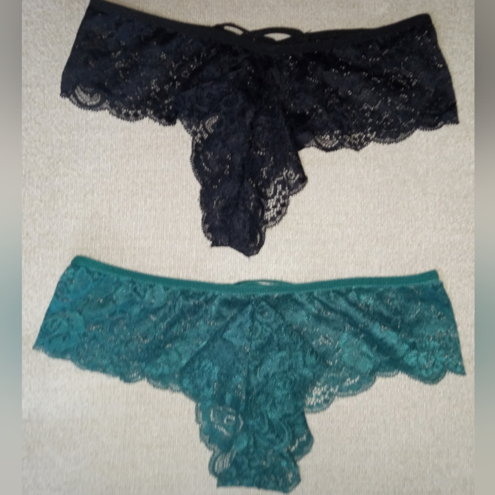 NWOT, Black and Green Lace, Brazilian,Panties Intimates Set, Size Large